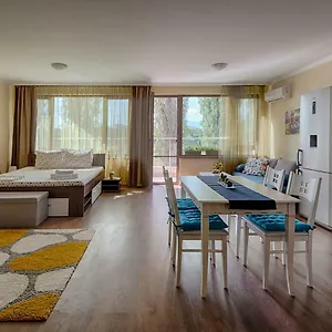 Riverside With Free Parking Appartement Plovdiv